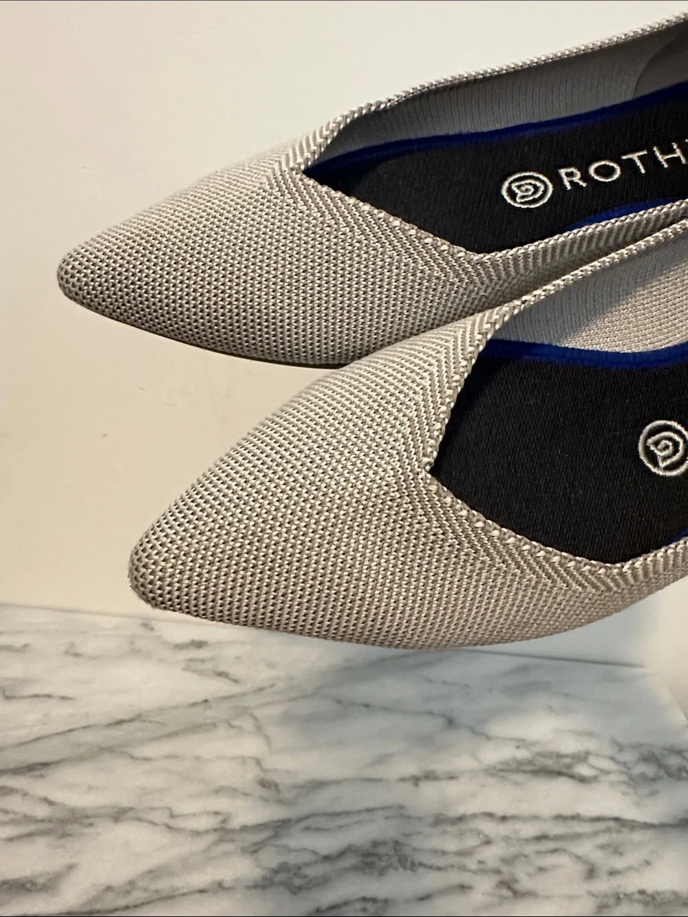 Rothy's Pointed Knit Flats in Light Gray with Blue Trim women’s sz 8.5